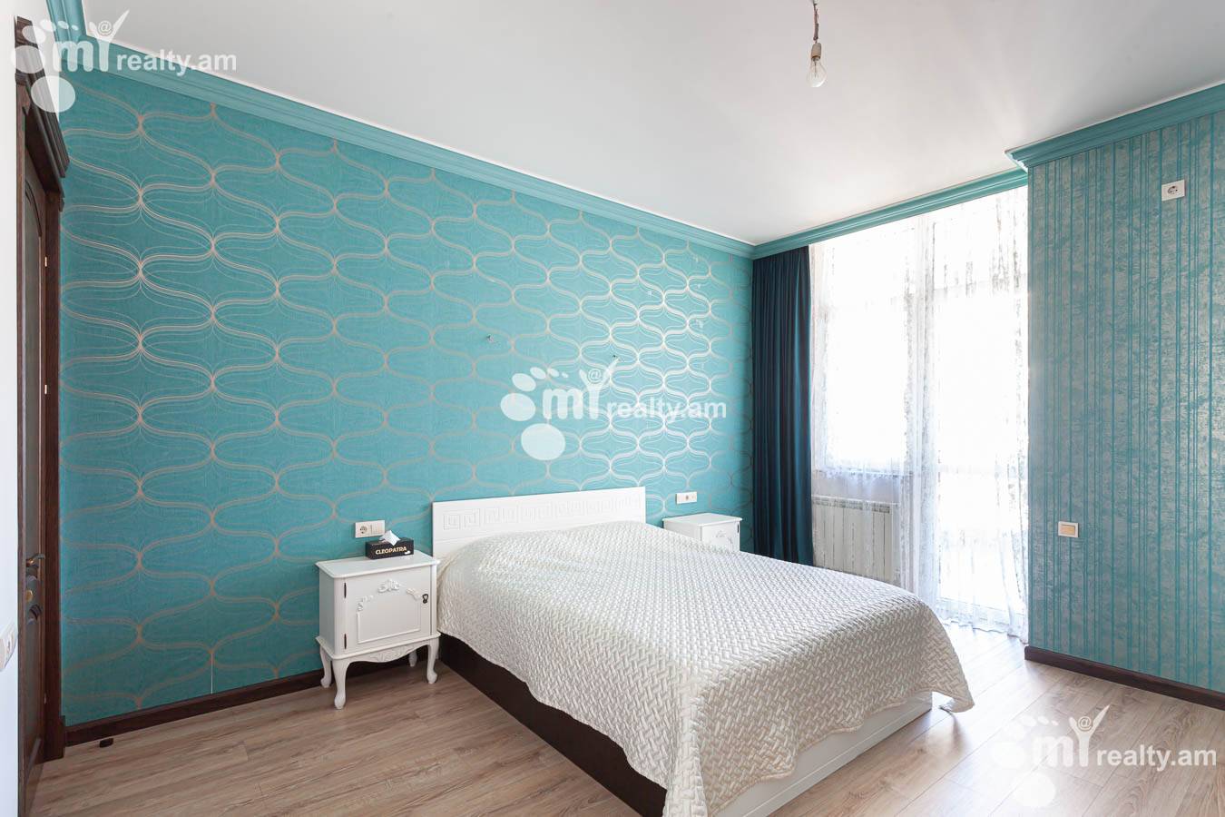 4 bedroom apartment for sale Rostom St, Center Yerevan, 153297