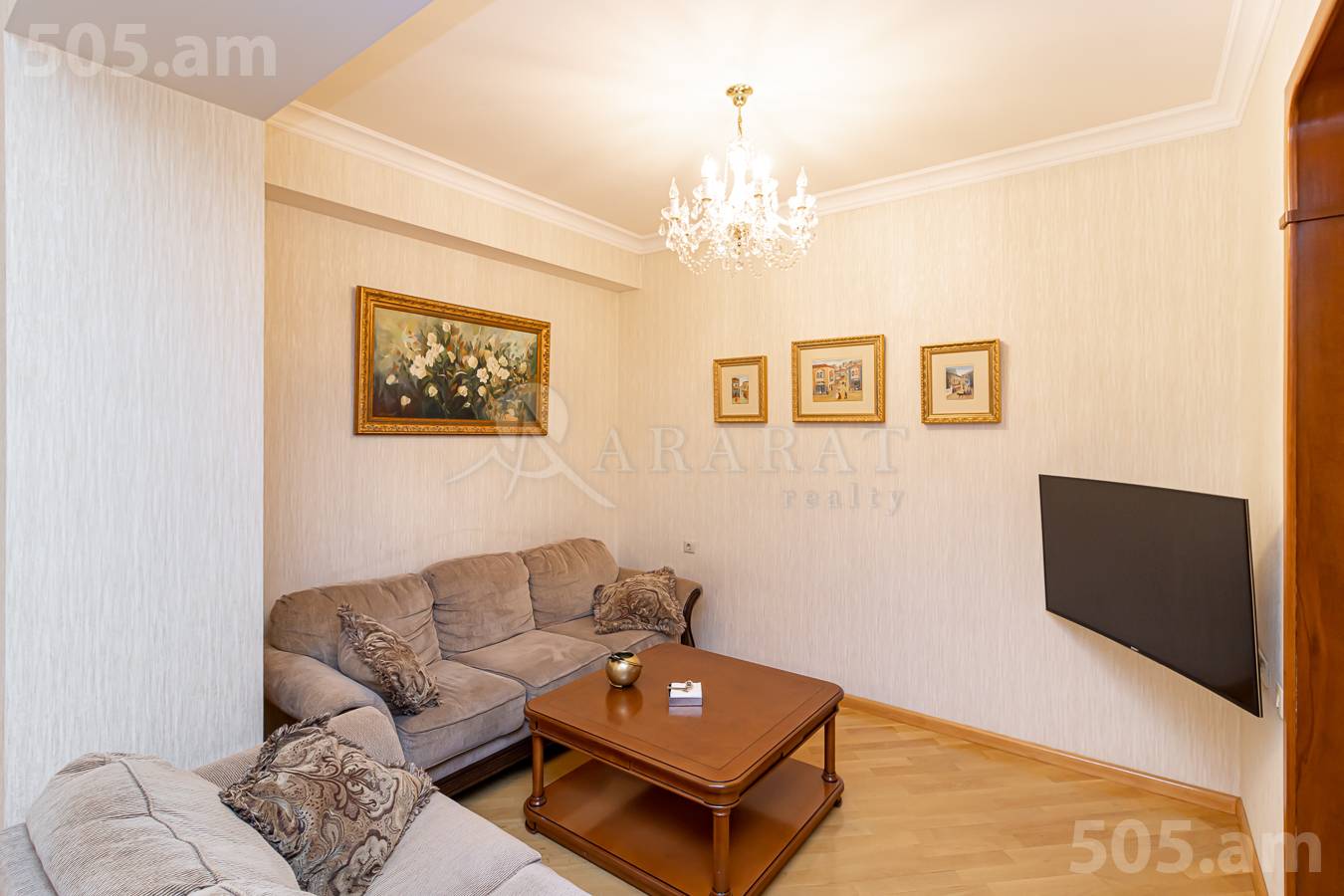 3 bedroom apartment for sale Aram St, Center Yerevan, 150247