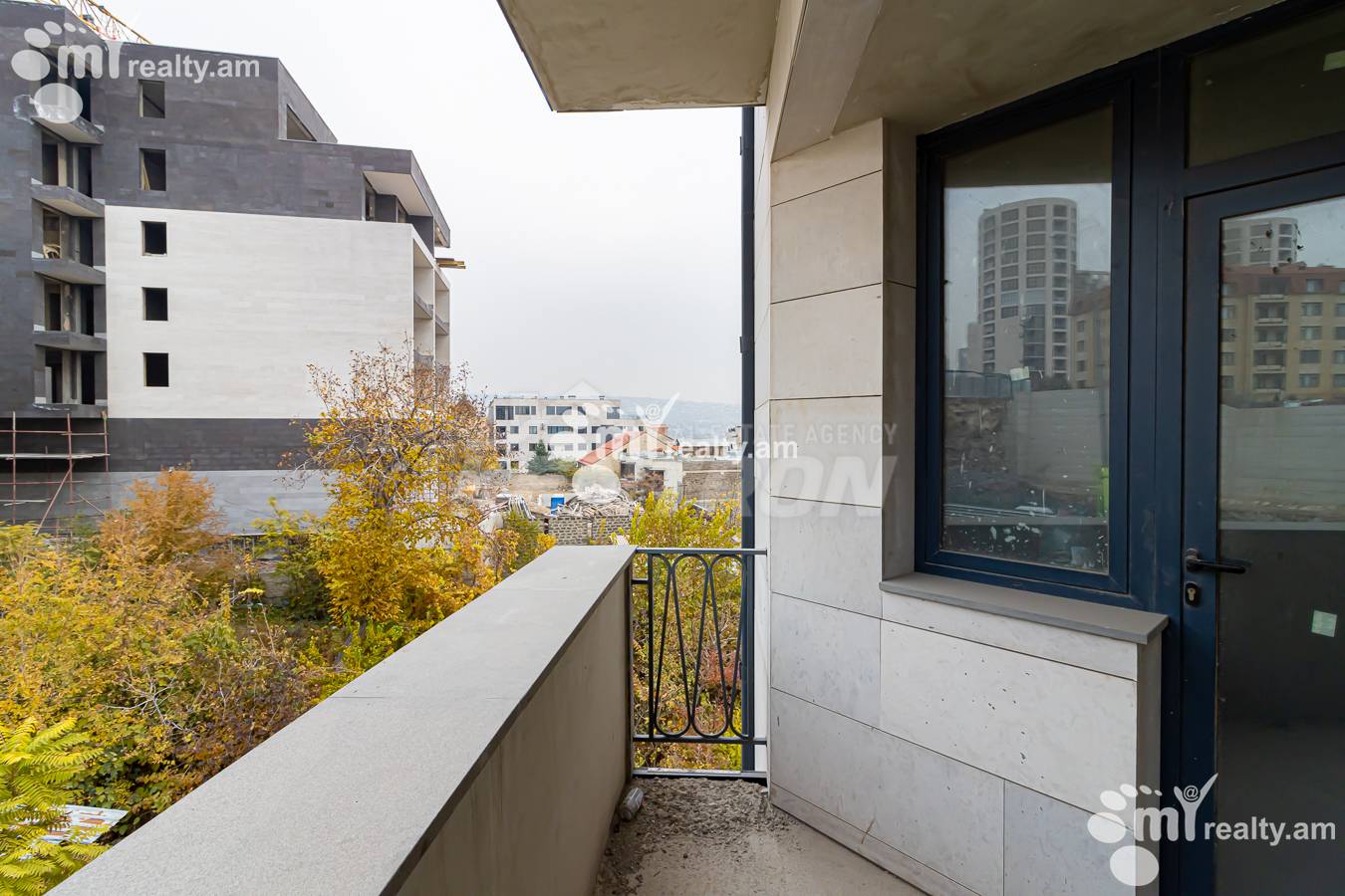 4 bedroom apartment for sale Antarayin, rue d' G.Gasparyan, Center Yerevan, 153857