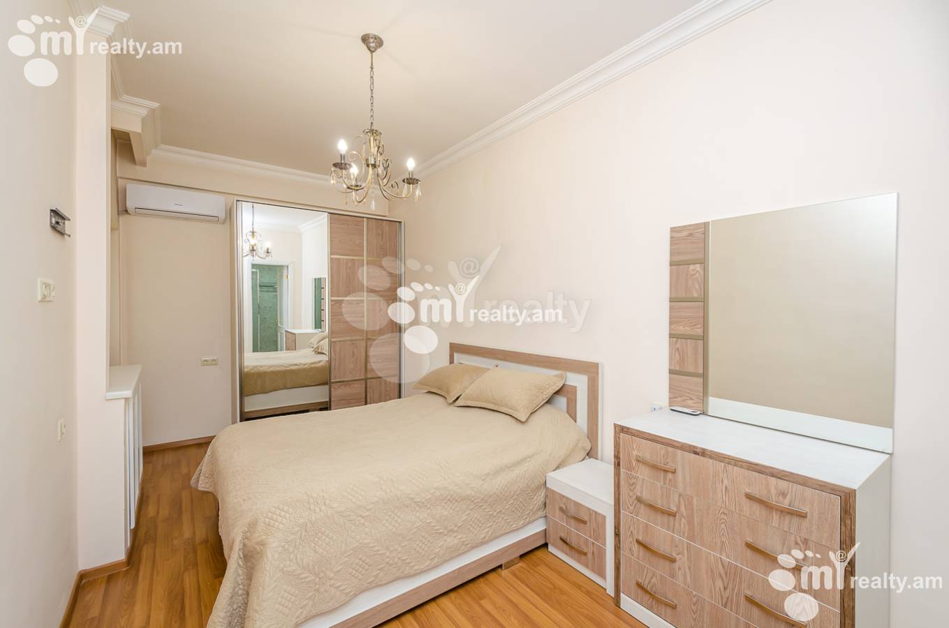 2 bedroom apartment for rent Amiryan St, Center Yerevan, 153958