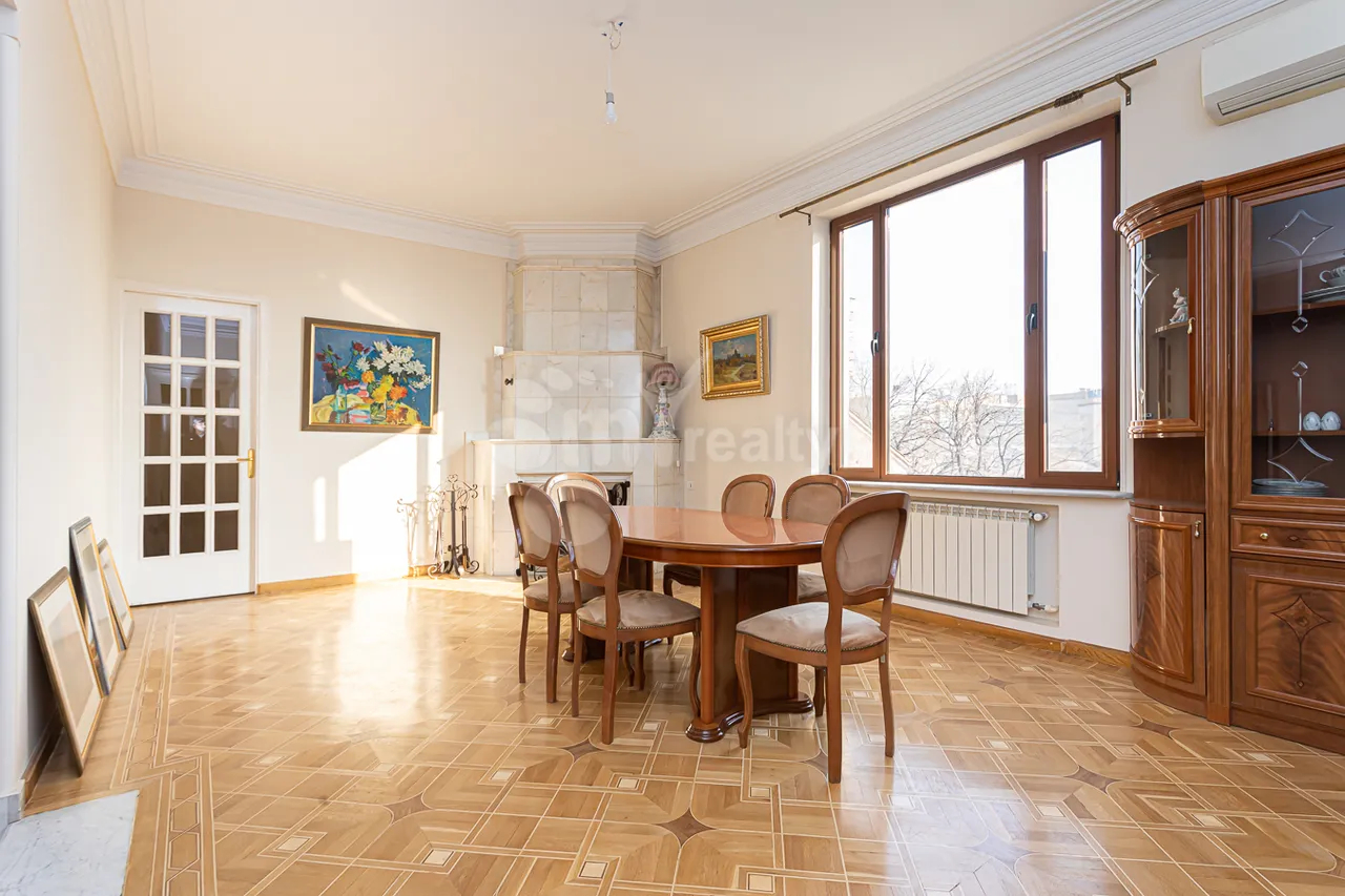 4 bedroom apartment for sale Baghramyan av(Arabkir), Arabkir Yerevan, 158396