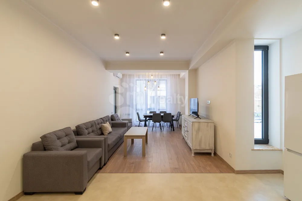 norakaruyc-bnakaran/2-senyakanoc/Antarayin+St/Center/Yerevan