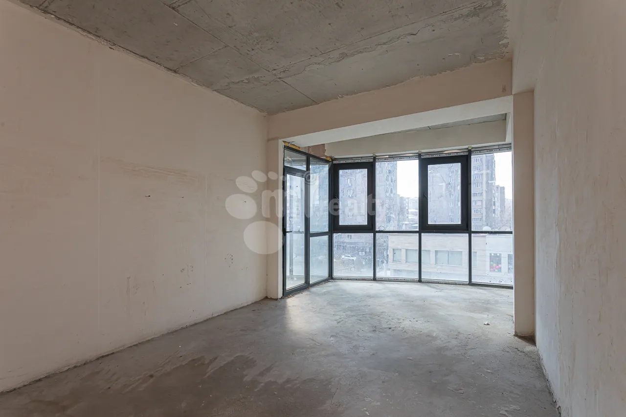 4 bedroom apartment for sale Paruyr Sevak  dis. 17 street, Awan Yerevan, 159883