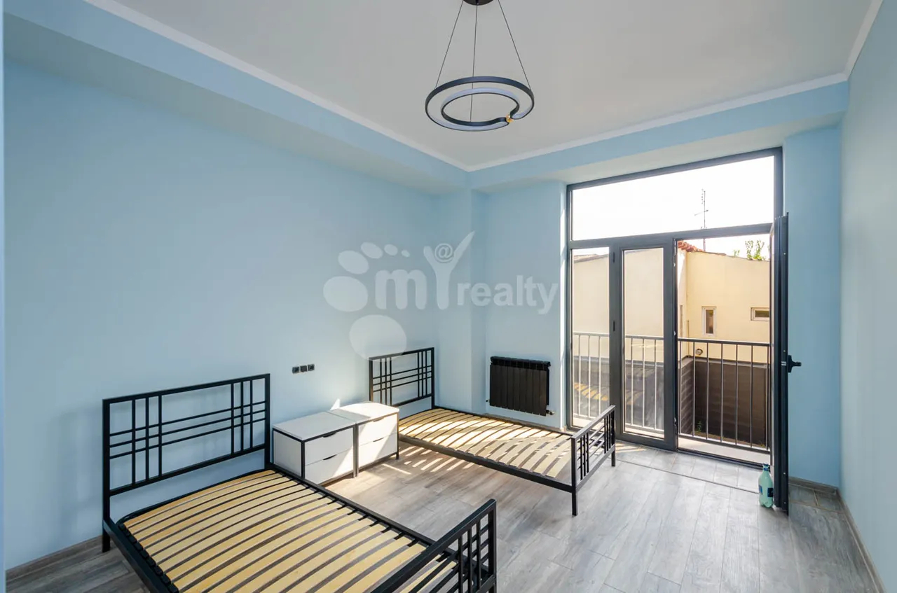 3 bedroom apartment for rent Argishti St, Center Yerevan, 157835