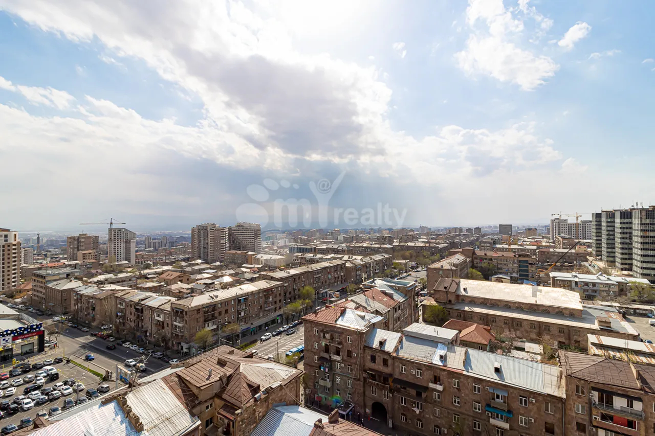 4 սենյականոց բնակարան  Կոմիտասի պող, Արաբկիր Երևան, 159972