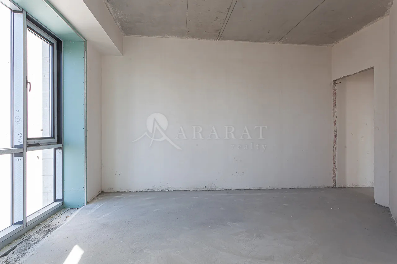 4 bedroom apartment for sale خیابان گِریبودوف, عربگیر ایروان, 157668