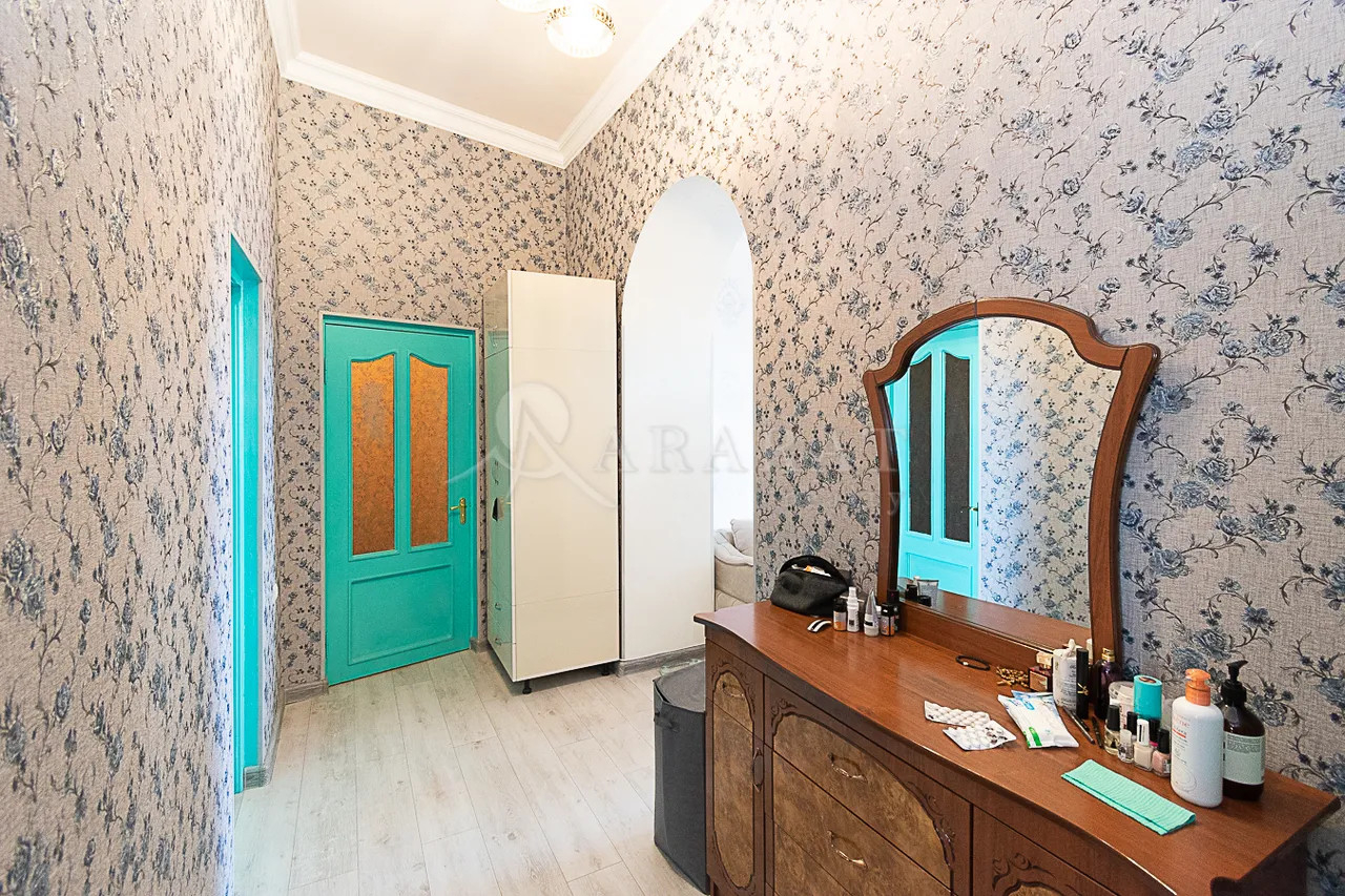2 bedroom apartment for sale خیابان تیگران مِتس, مرکز شهر ایروان, 161885