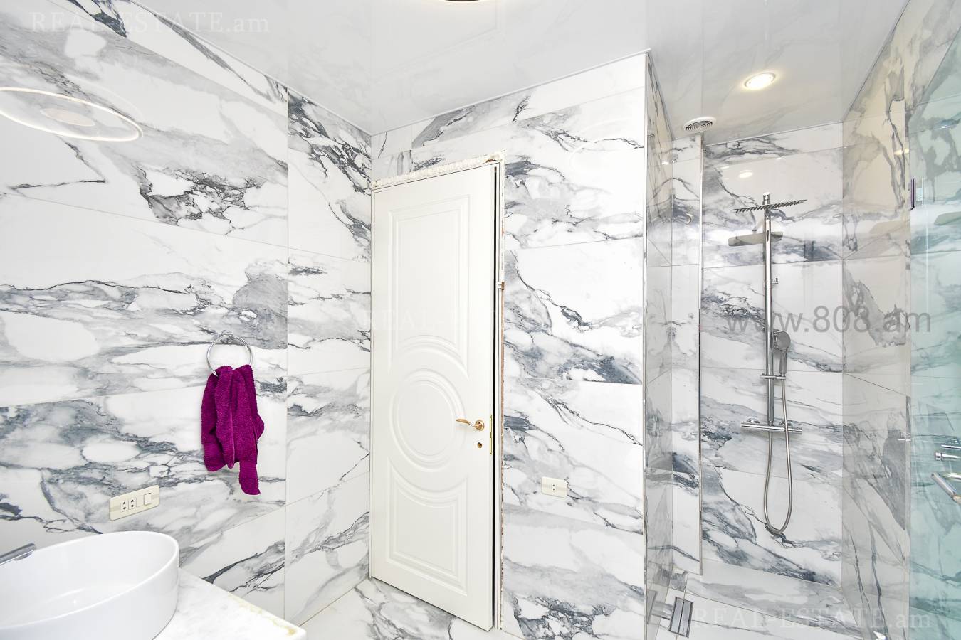 5 bedroom apartment for sale Koghbatsi St, Center Yerevan, 126287