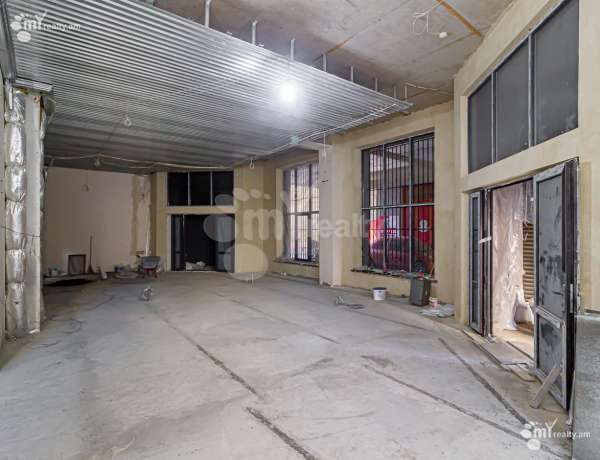 komercion-vardzakalutyun-Yerevan-Center