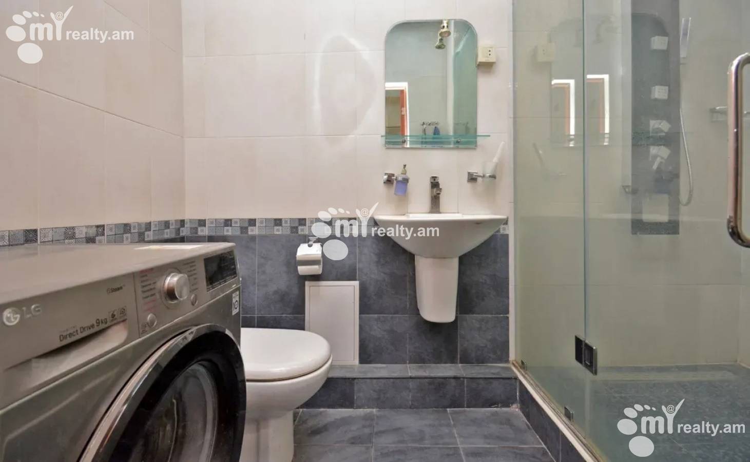 Купить 3 комнатную квартиру Маштоца пр, Центр Ереван, 158134