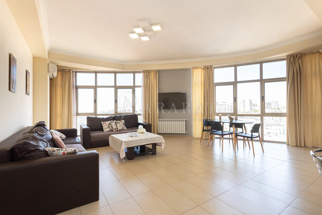 4 bedroom apartment for sale خیابان آنتارایین, مرکز شهر ایروان, 157845