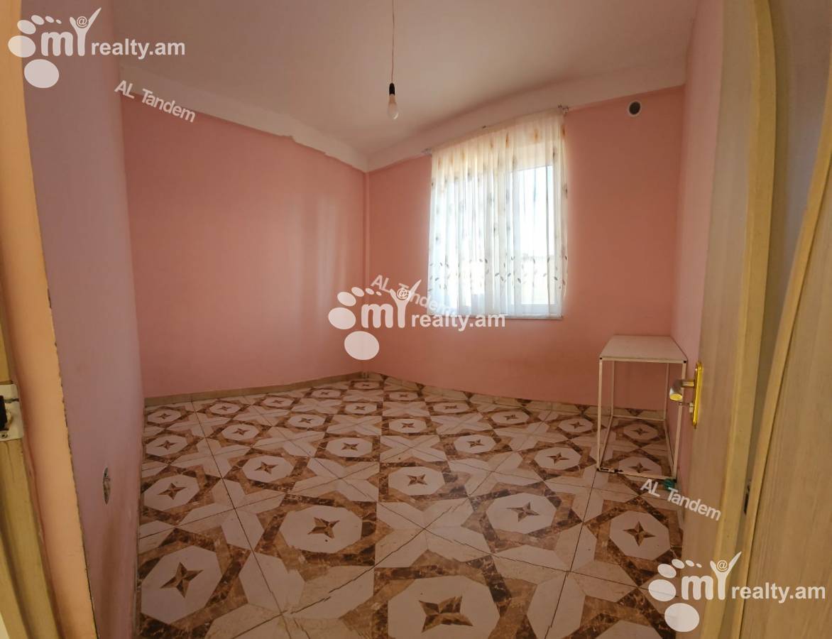 House for sale Ashtarak hightway, Adjapnyak Yerevan, 142501