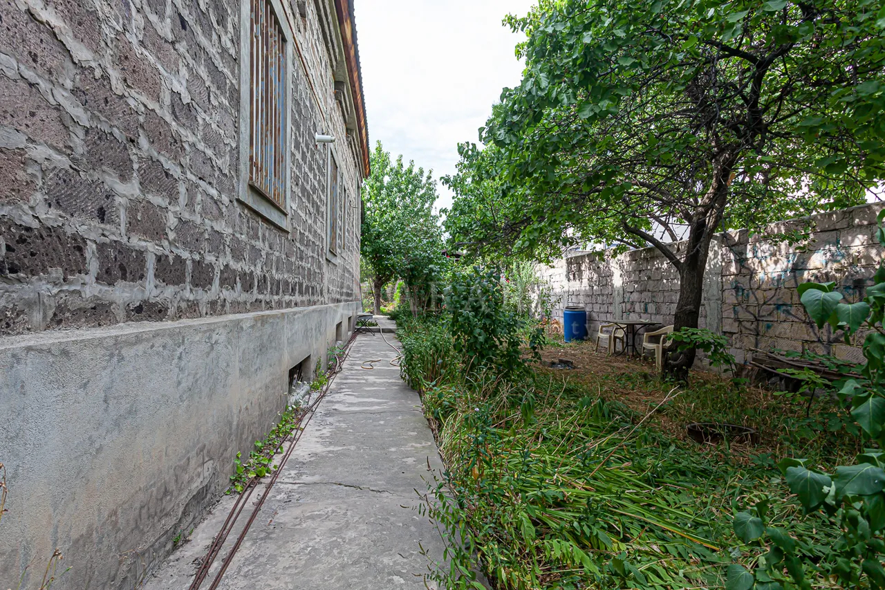 Առանձնատուն  Մոլդովական փող, Նոր Նորք Երևան, 161307