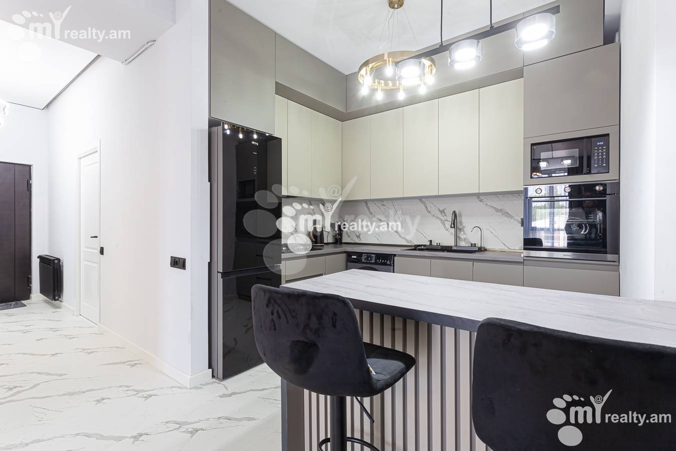 2 սենյականոց բնակարան վարձով Աբելյան փող, Աջափնյակ Երևան, 155924