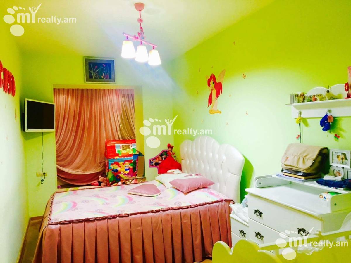 Снять 4 комнатную квартиру В.Вагаршян ул, Арабкир Ереван, 123024