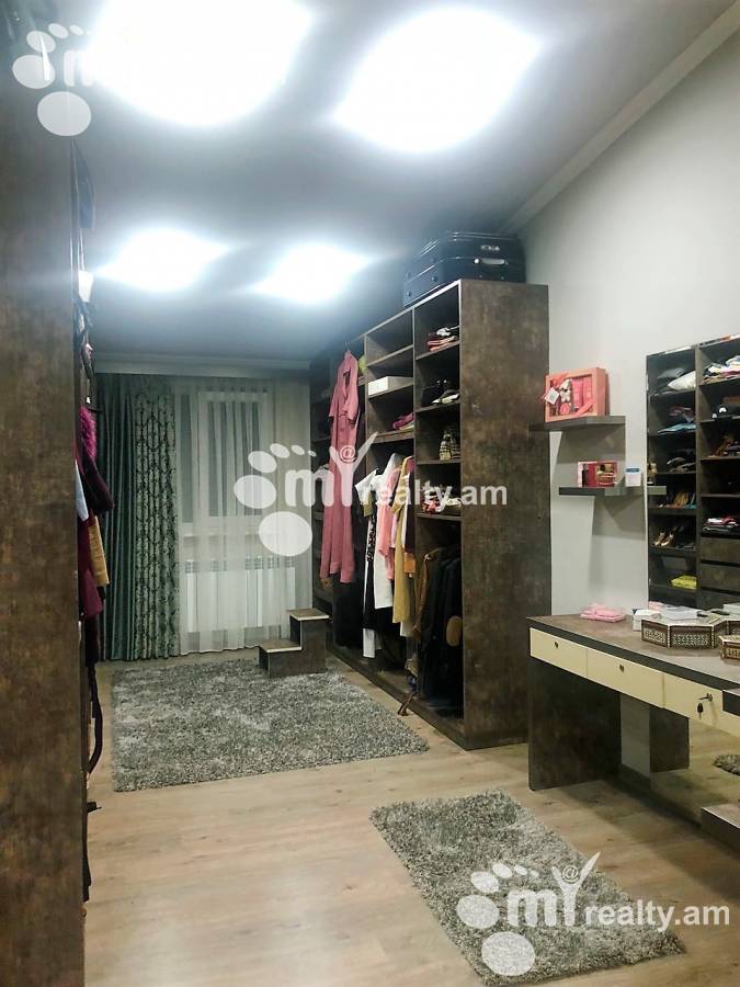 Снять 4 комнатную квартиру В.Вагаршян ул, Арабкир Ереван, 123024