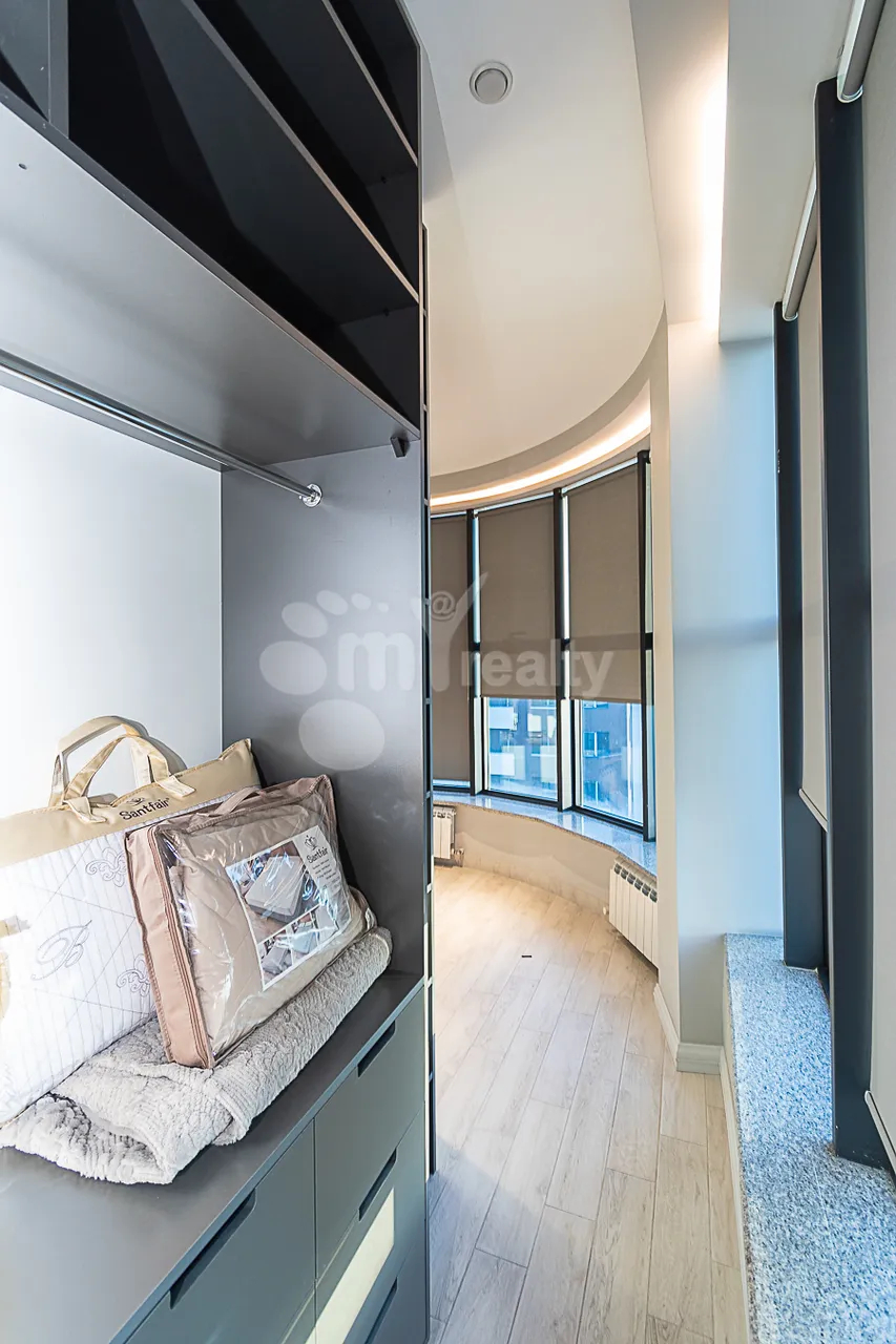5 bedroom apartment for sale Tsitsernakaberd Highway, Center Yerevan, 161498