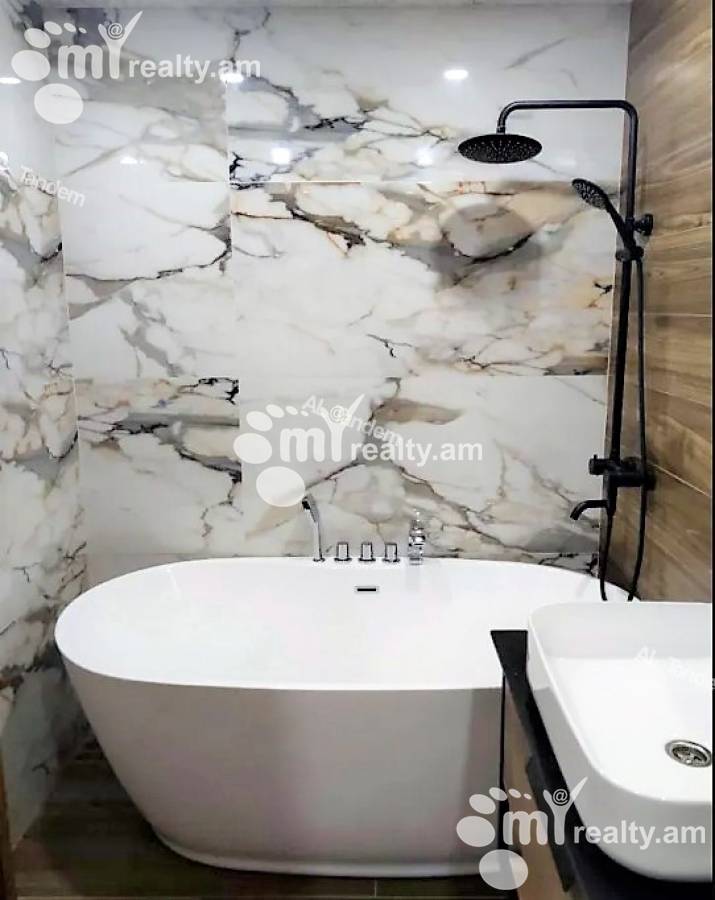 Купить 3 комнатную квартиру Туманян ул, Центр Ереван, 127957