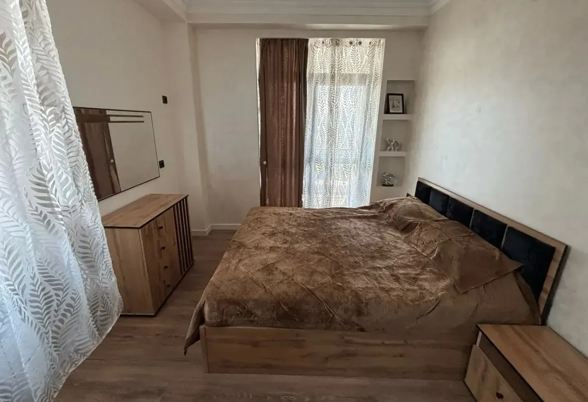 2 սենյականոց բնակարան  Արշակունյաց պող, Կենտրոն Երևան, 160916