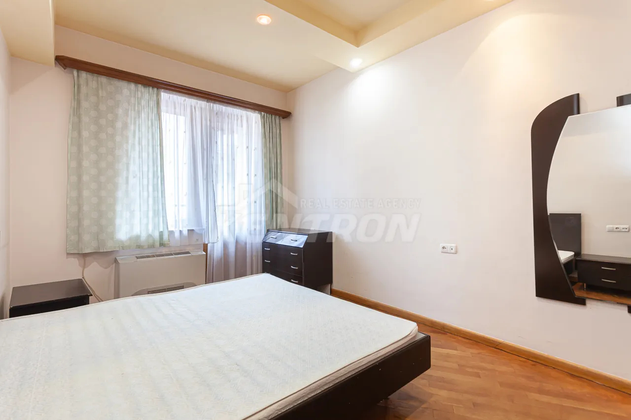 3 bedroom apartment for sale (خیابان نورترن (شمالی, مرکز شهر ایروان, 159096