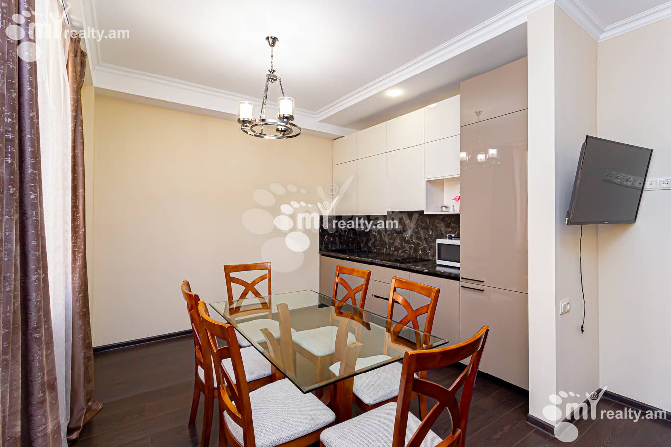 Купить 3 комнатную квартиру Амирян ул, Центр Ереван, 152754