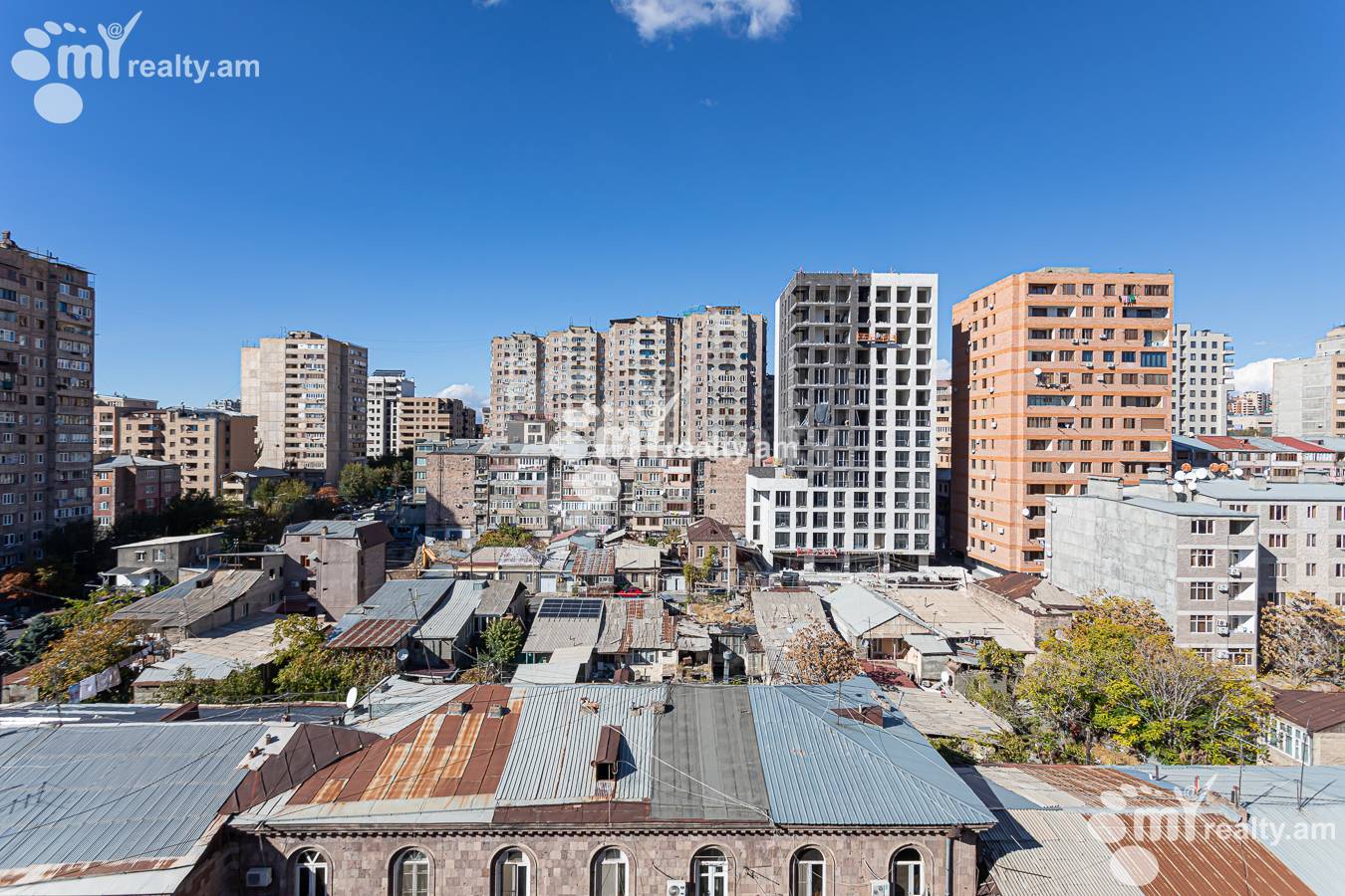 Купить 4 комнатную квартиру Ахбюр Сероб ул, Арабкир Ереван, 157136