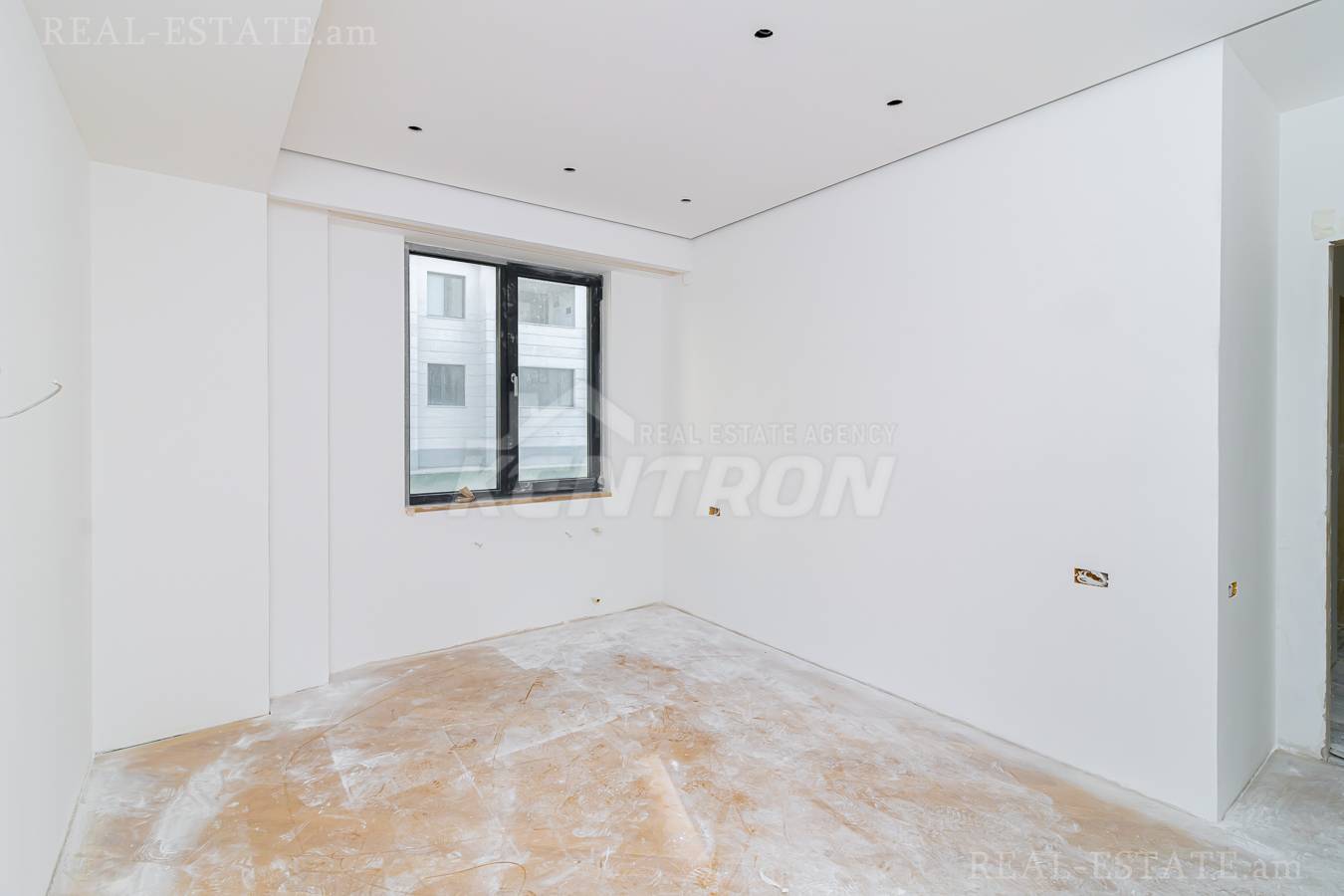 4 bedroom apartment for sale , Center Yerevan, 143141