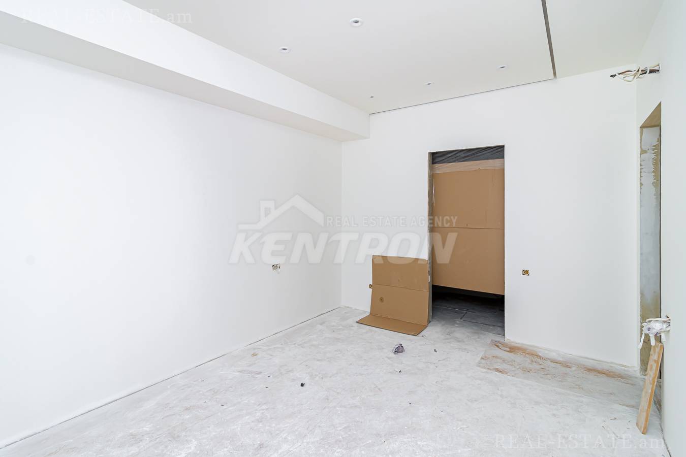 4 bedroom apartment for sale , Center Yerevan, 143141