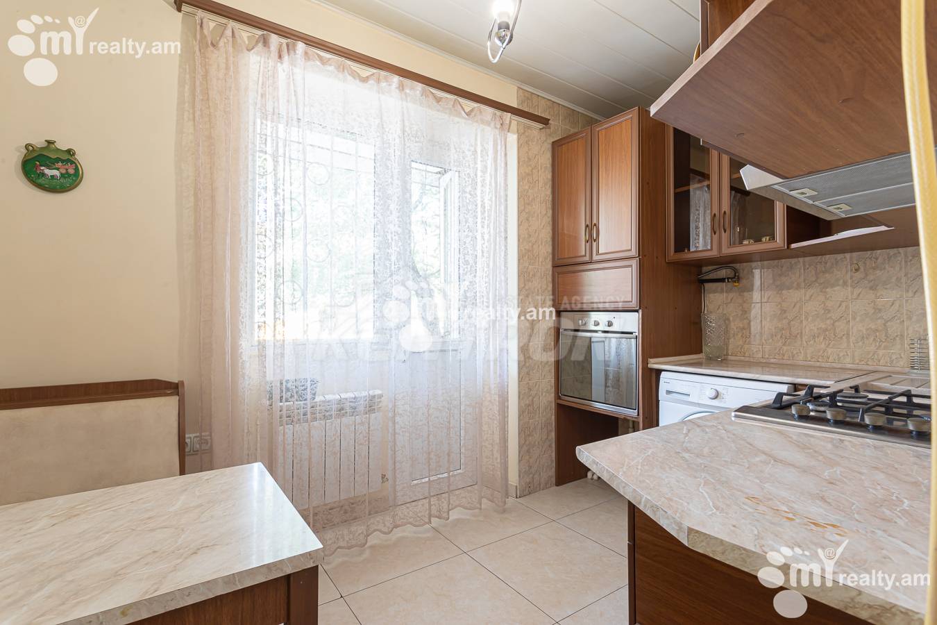 3 bedroom apartment for sale A. Avetisyan St, Arabkir Yerevan, 156288