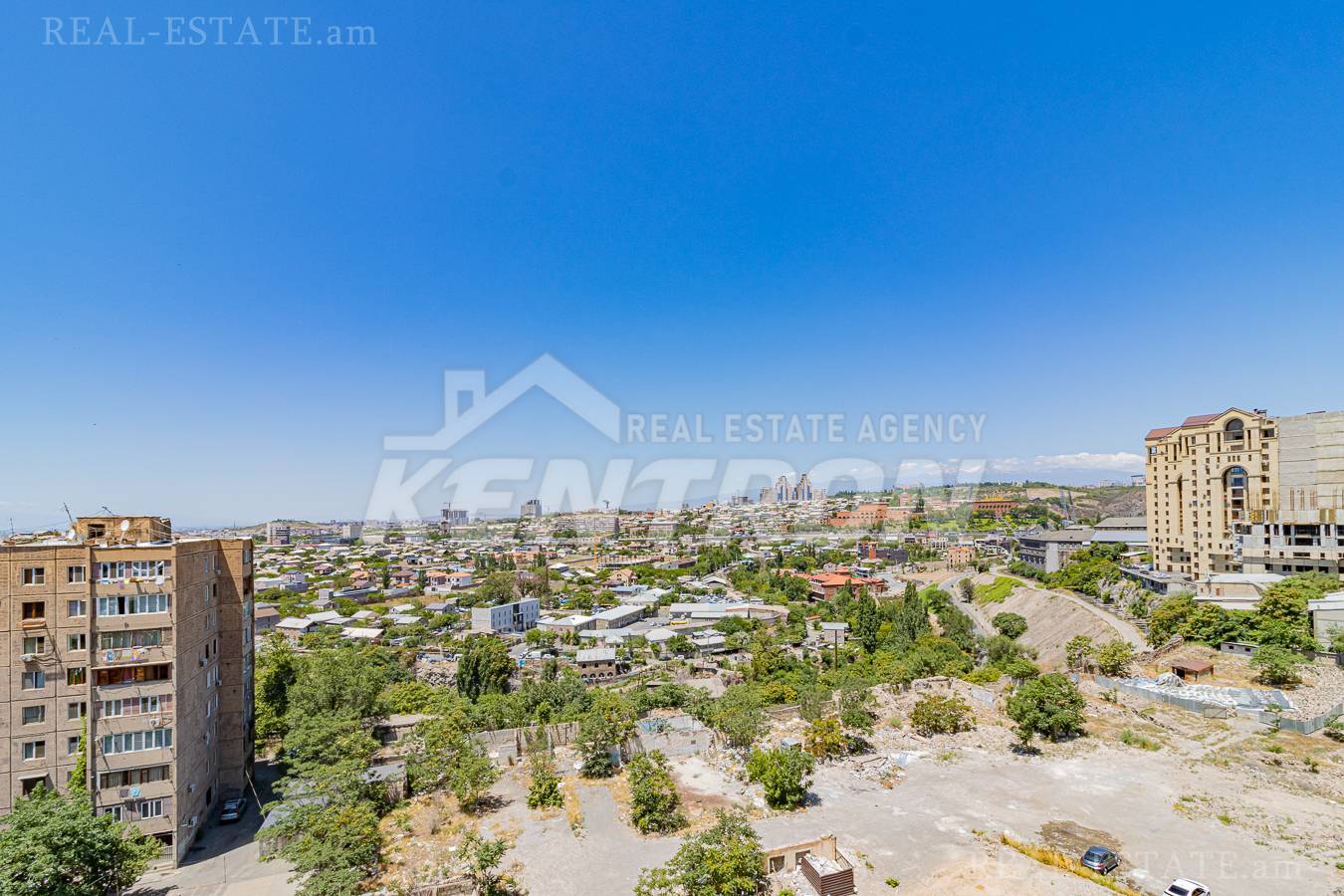 Купить 1 комнатную квартиру Аргишти ул, Центр Ереван, 136586