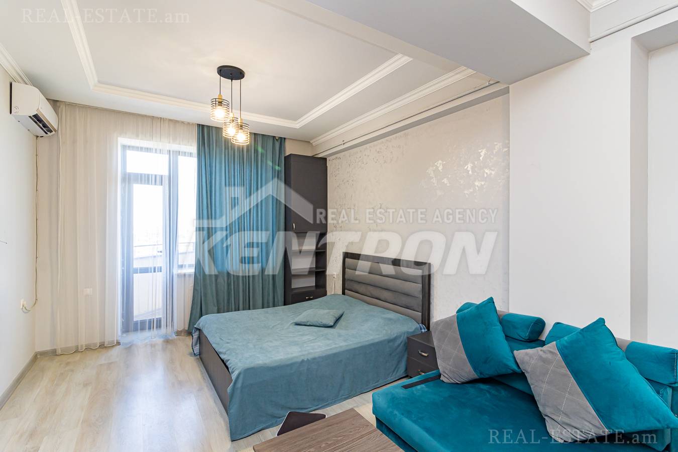 Купить 1 комнатную квартиру Аргишти ул, Центр Ереван, 136586