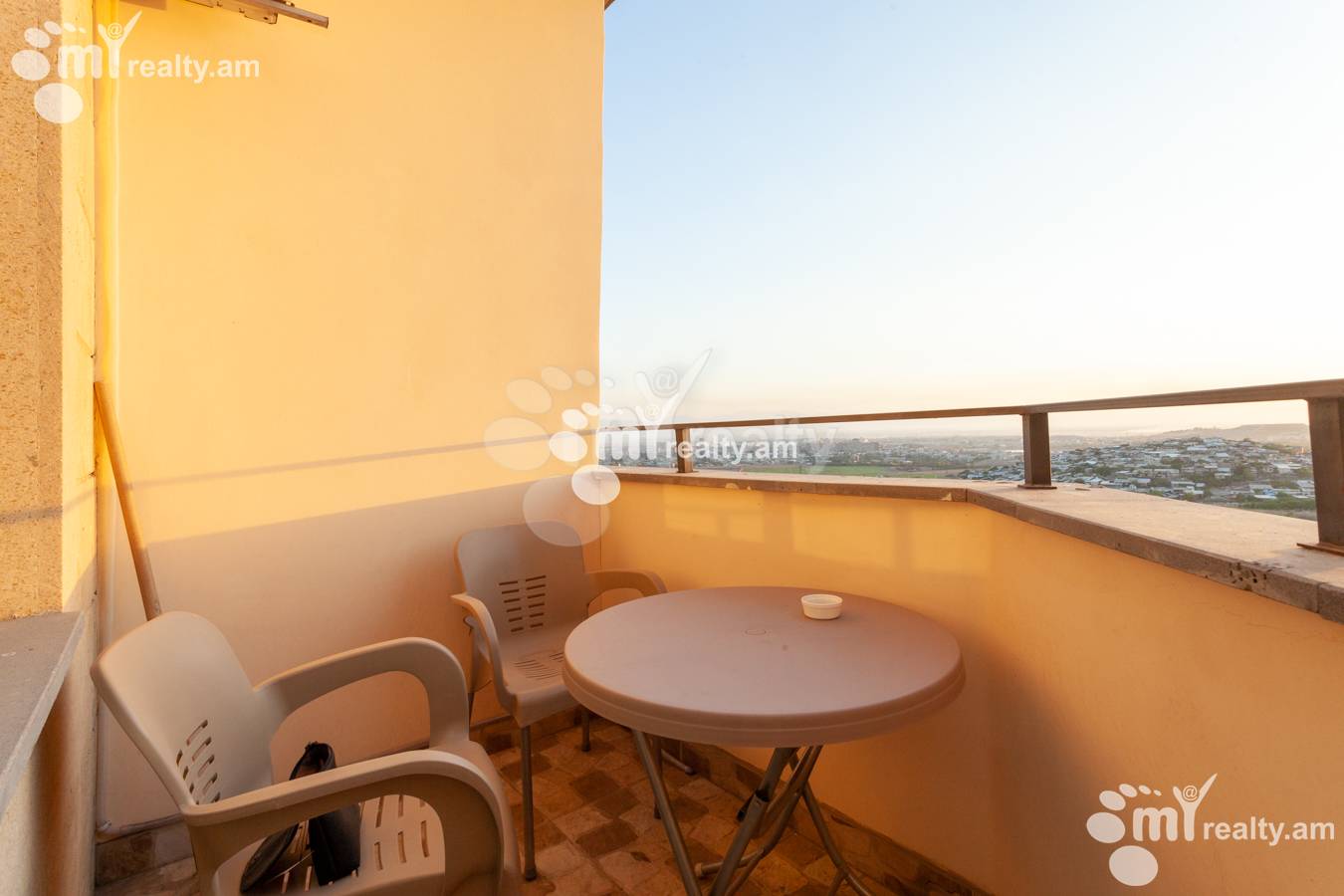 Купить 2 комнатную квартиру Аргишти ул, Центр Ереван, 138968