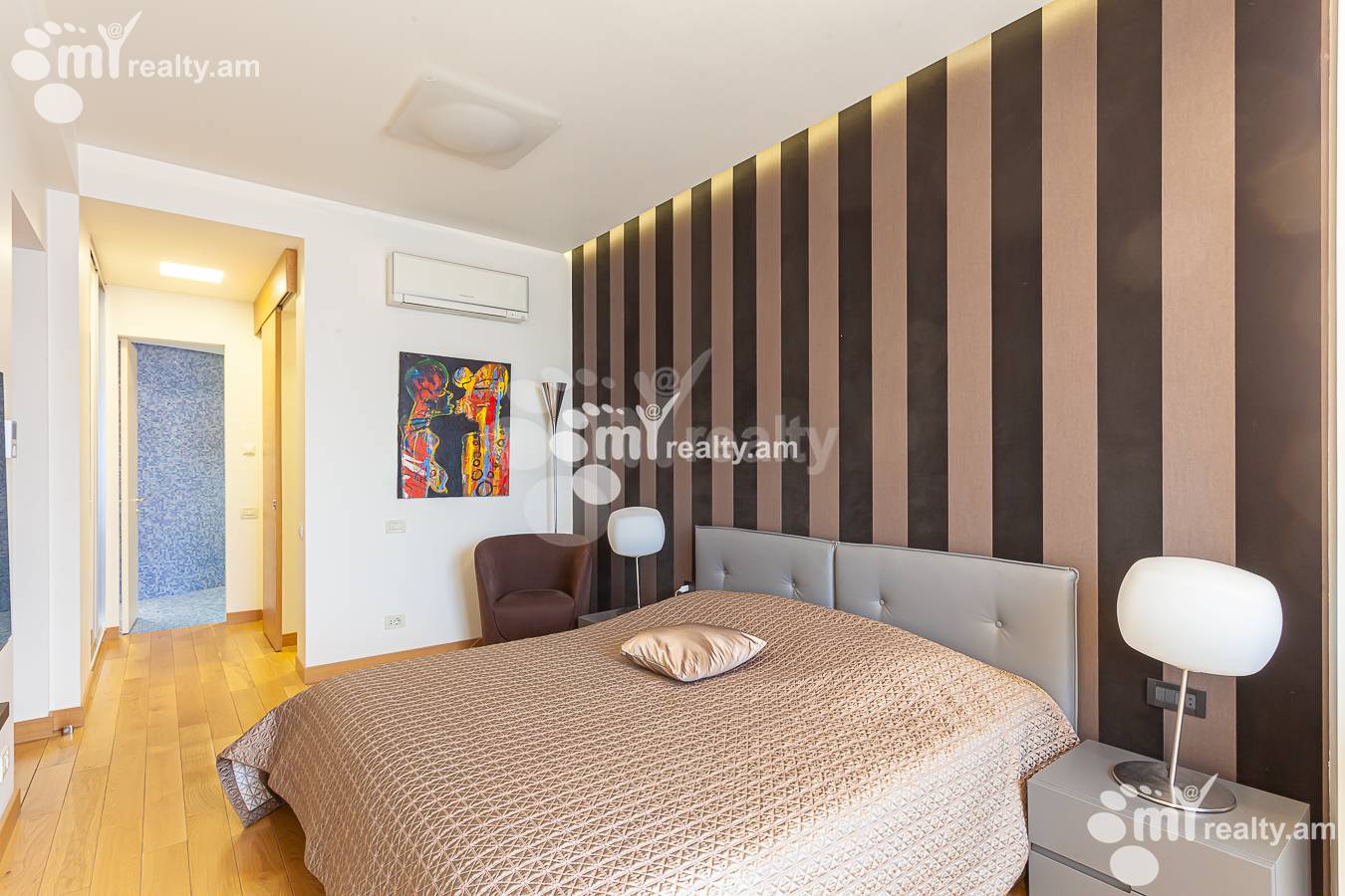 4 bedroom apartment for rent Vardanants St, Center Yerevan, 144857