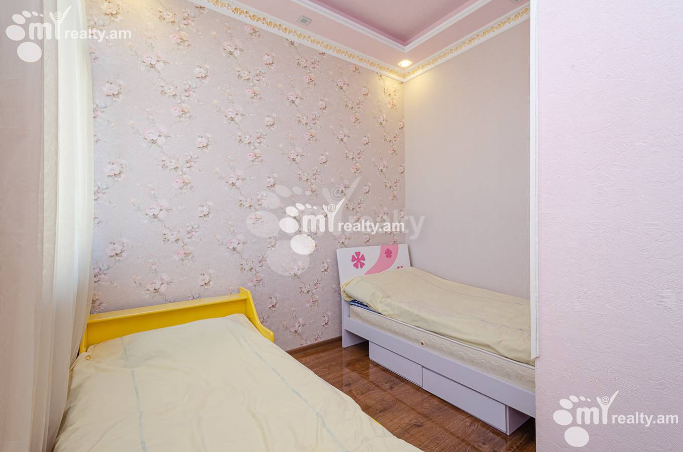 3 սենյականոց բնակարան  Մոլդովական փող, Նոր Նորք Երևան, 151545