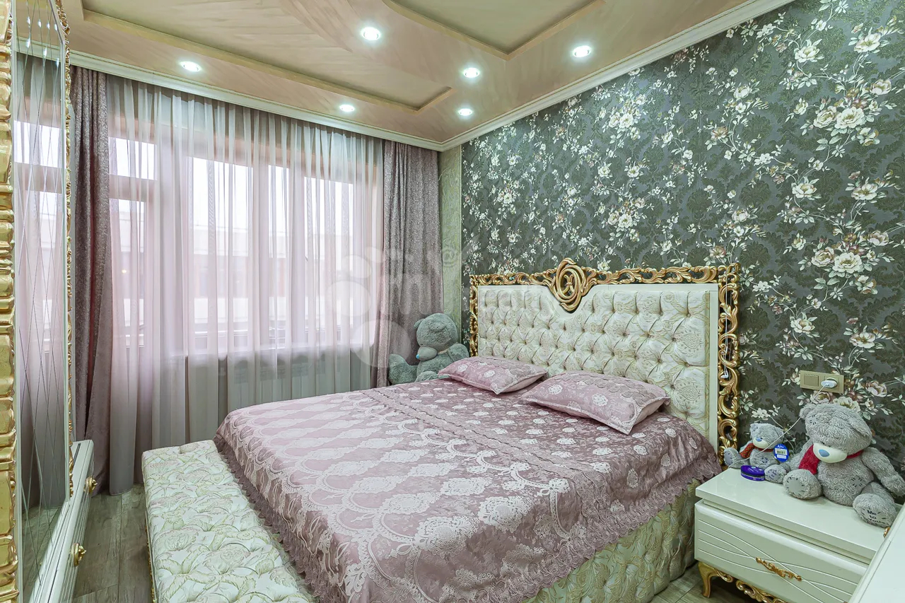 4 bedroom apartment for sale Argishti St, Center Yerevan, 161737