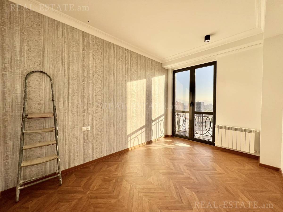 Снять 3 комнатную квартиру Сасна Црер ул., Давташен Ереван, 125228