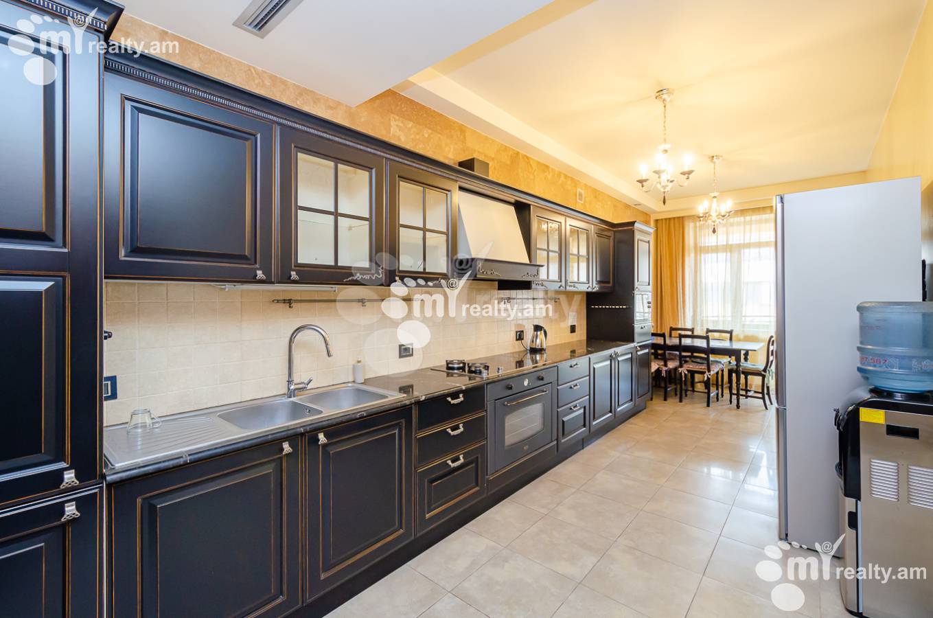 3 սենյականոց բնակարան վարձով Հյուսիսային պող, Կենտրոն Երևան, 149037