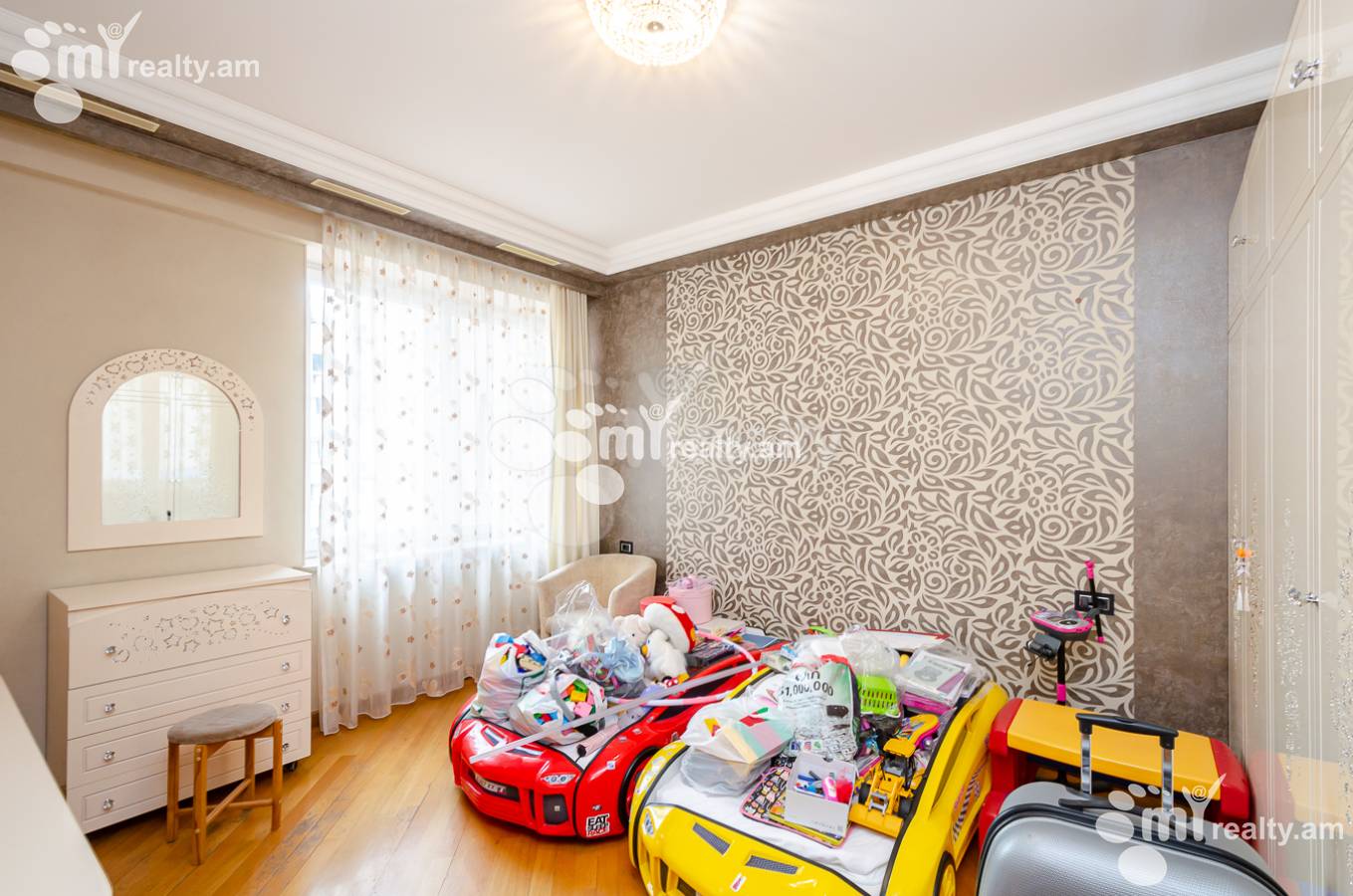 3 սենյականոց բնակարան վարձով Հյուսիսային պող, Կենտրոն Երևան, 149037