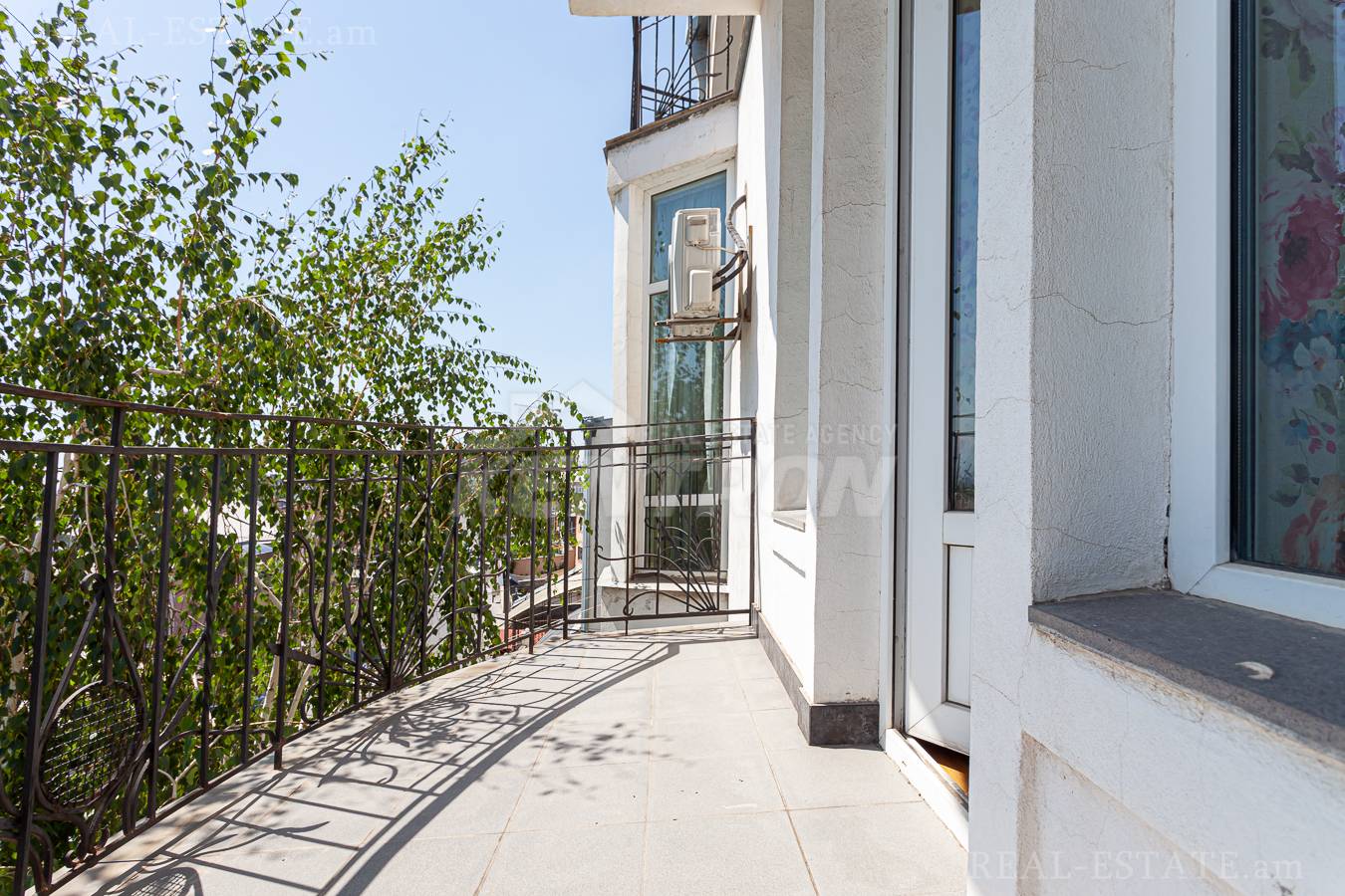 Купить дом Варшавян ул, Канакер-Зейтун Ереван, 137475