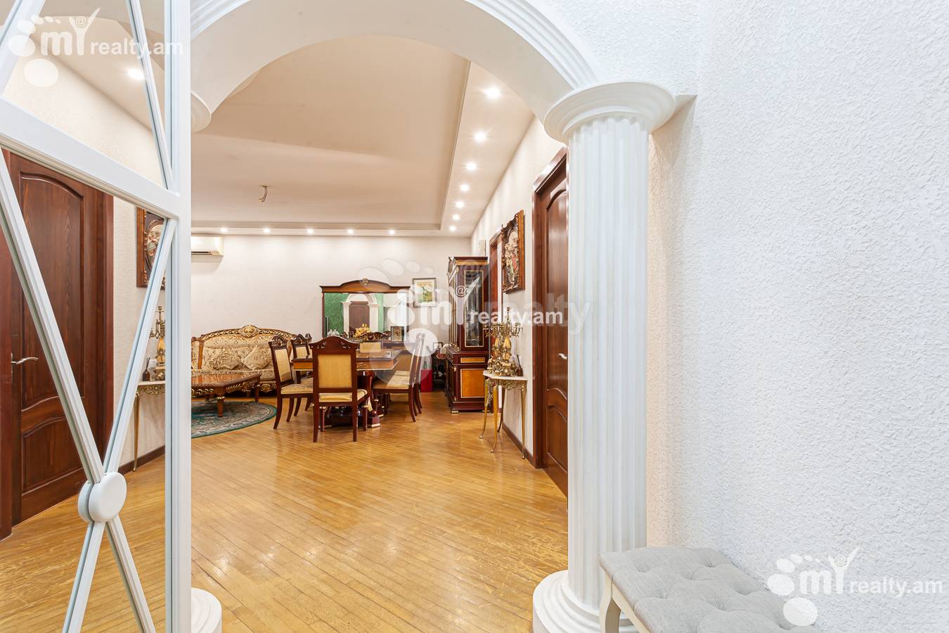 4 bedroom apartment for sale Tigran Mets Ave, Center Yerevan, 156079