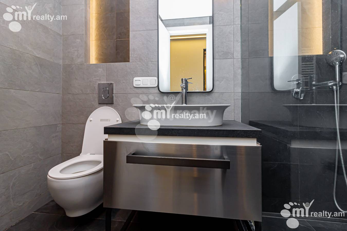 3 bedroom apartment for sale Nalbandyan St, Center Yerevan, 151872