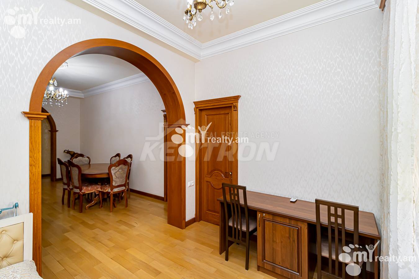 3 bedroom apartment for sale خیابان کاجازنونی, مرکز شهر ایروان, 153643