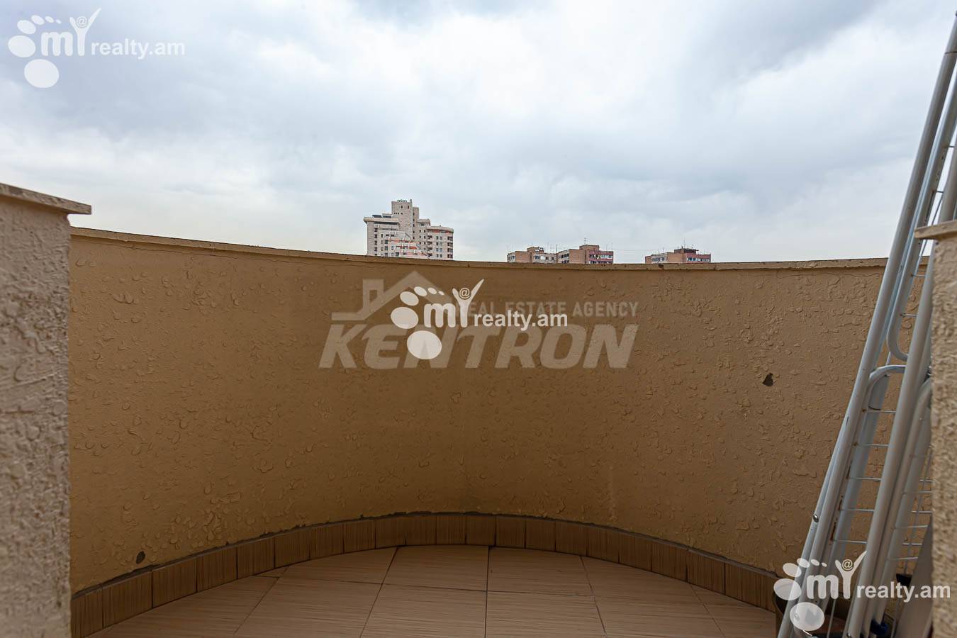 3 bedroom apartment for sale خیابان پارونیان, مرکز شهر ایروان, 153345