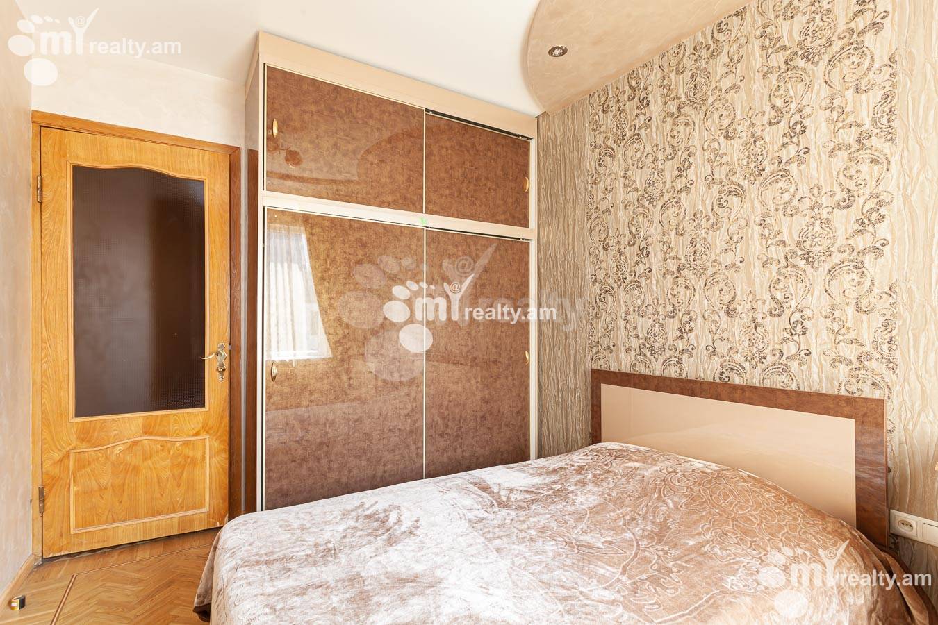 Купить 3 комнатную квартиру Арабкир 17ый ул, Арабкир Ереван, 155327