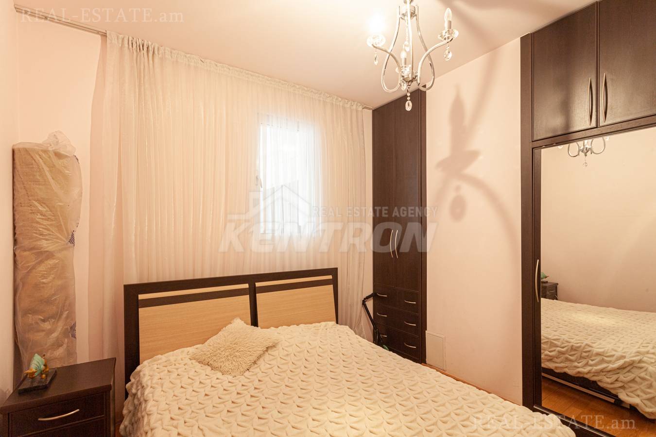 4 bedroom apartment for sale خیابان کاجازنونی, مرکز شهر ایروان, 138855