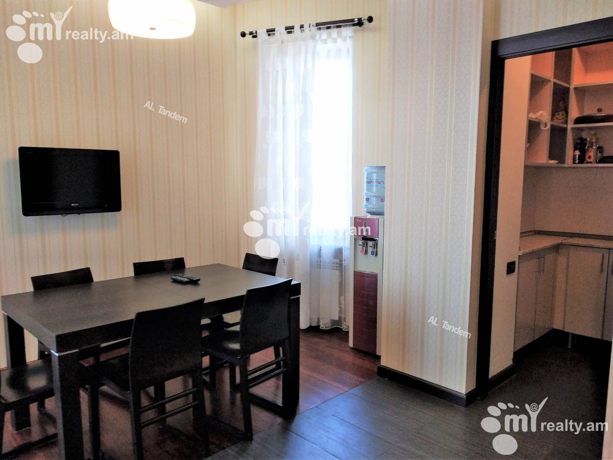 3 bedroom apartment for rent Vardanants St, Center Yerevan, 125911