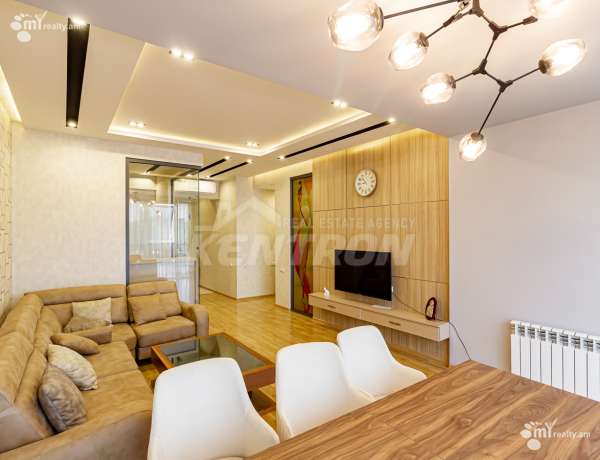 4-senyakanoc-bnakaran-vacharq-Yerevan-Center