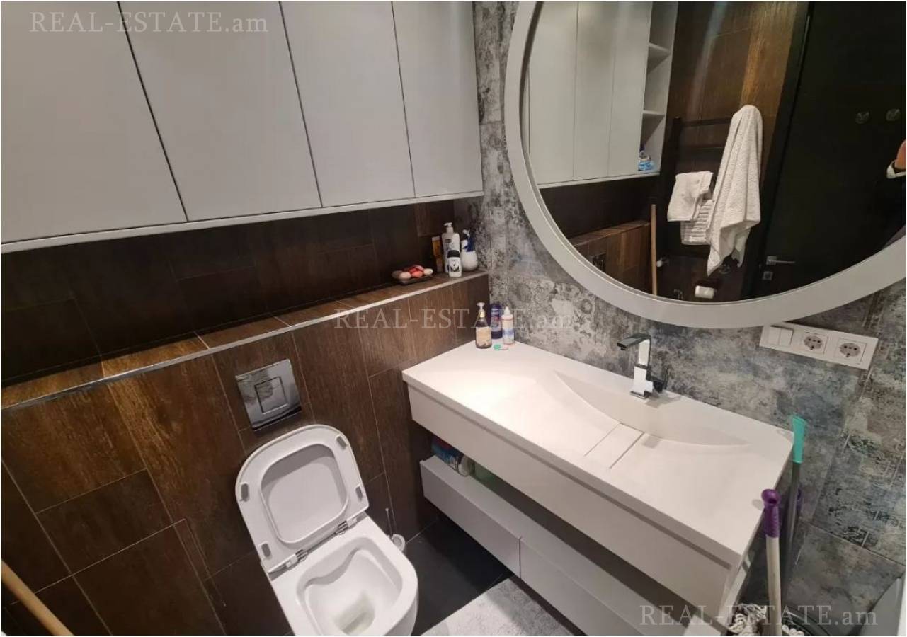 3 սենյականոց բնակարան վարձով Եկմալյան փող, Կենտրոն Երևան, 118864