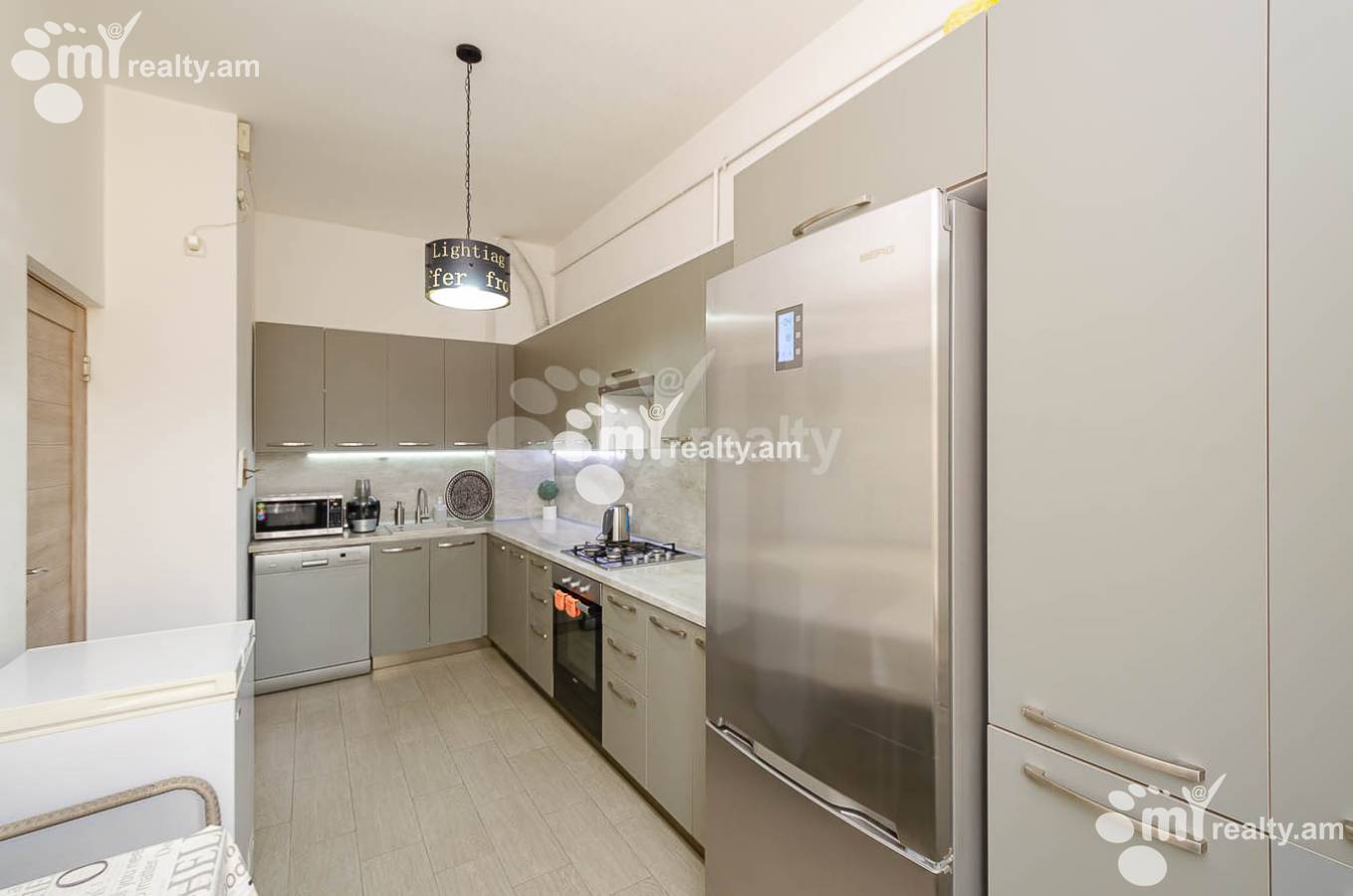 House for sale G 1 dis., Ajapnyak Yerevan, 143604