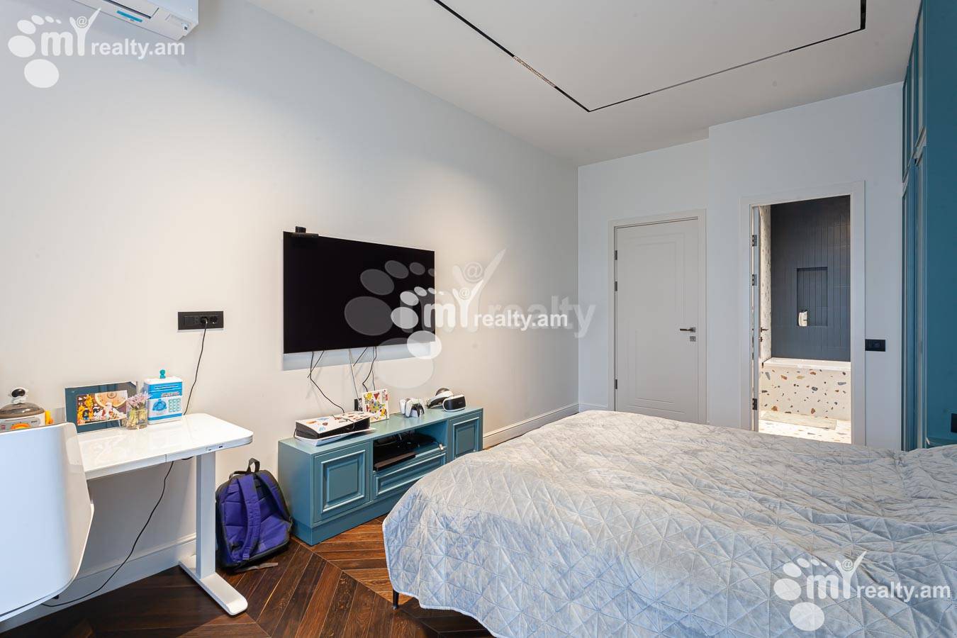 4 bedroom apartment for rent خیابان بوزند, مرکز شهر ایروان, 155158